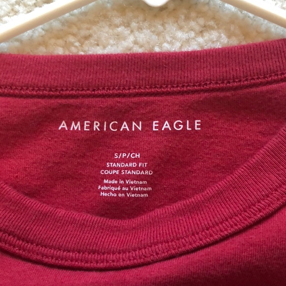 🦅 American Eagle Red Long Sleeve Shirt Never Worn - Picture 3 of 5
